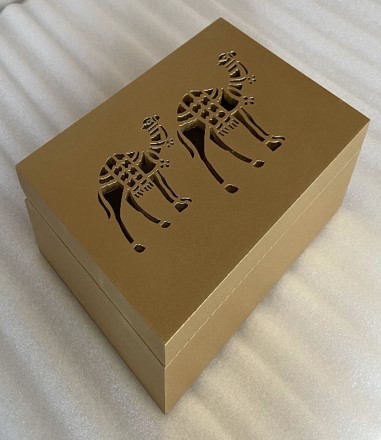 Gold Arabic Letters Box 13x18